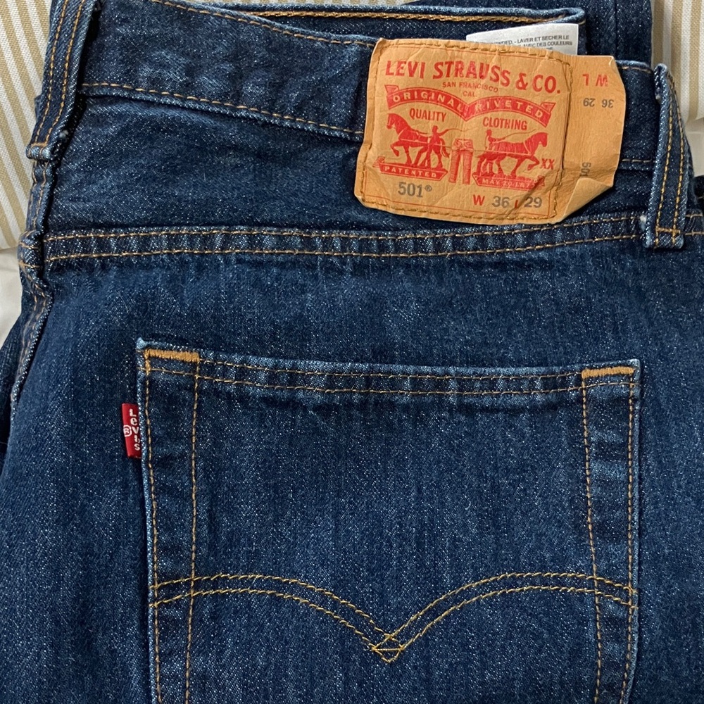 Levi's Men's Dark Blue Straight Jeans